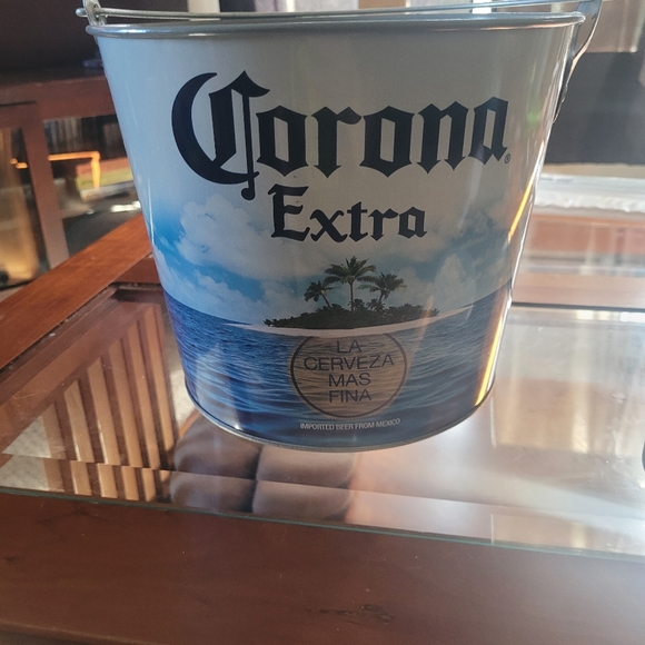 Corona Extra Bucket - Picture 4 of 6